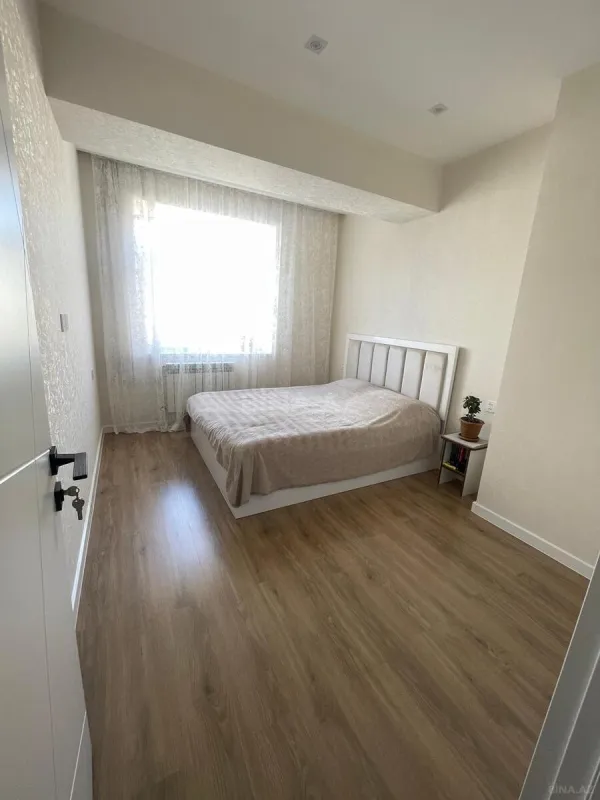 Satılır 2 otaqlı mənzil 55 m²
