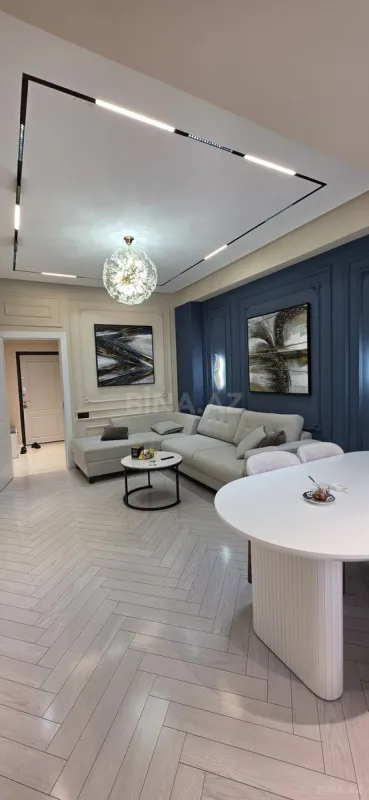 Satılır 2 otaqlı mənzil 58 m²