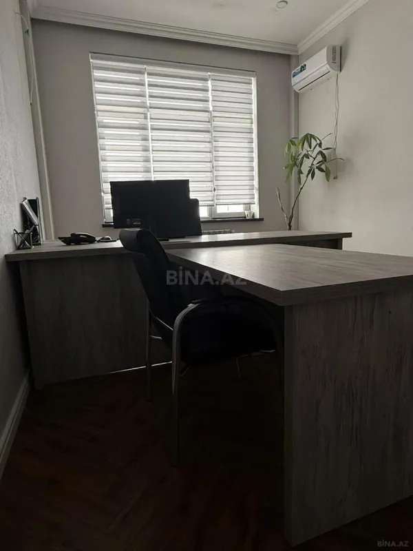 Kirayə verilir 5 otaqlı ofis 220 m²