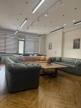 Kirayə verilir 5 otaqlı ofis 220 m² — Bakı 5 otaq 220.00 m²