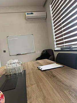 Kirayə verilir 5 otaqlı ofis 220 m²