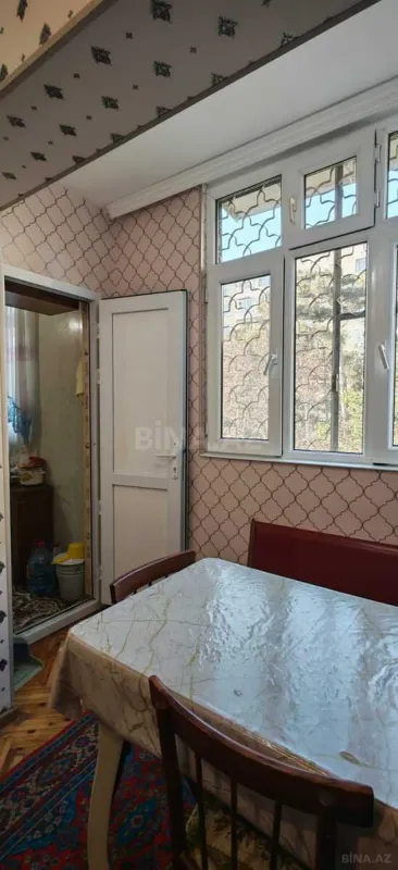 Satılır 2 otaqlı mənzil 60 m²