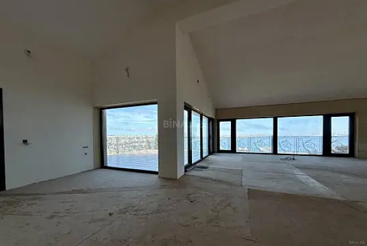 Satılır obyekt 800 m²