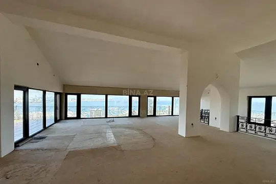 Satılır obyekt 800 m²