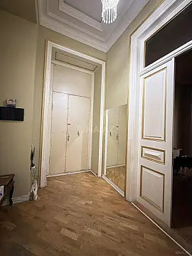 Kirayə verilir 2 otaqlı ofis 30 m²