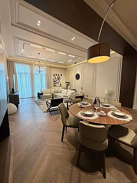 Satılır 4 otaqlı mənzil 200 m²