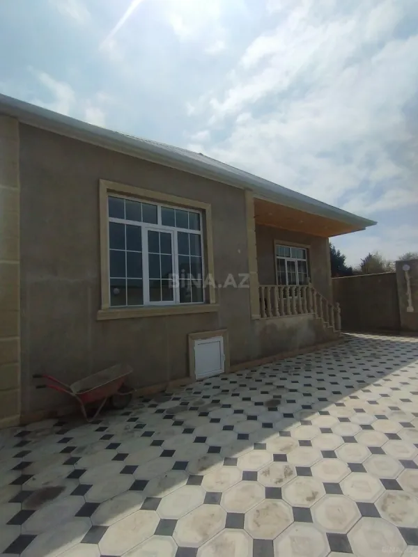 Satılır 3 otaqlı həyət evi 120 m²