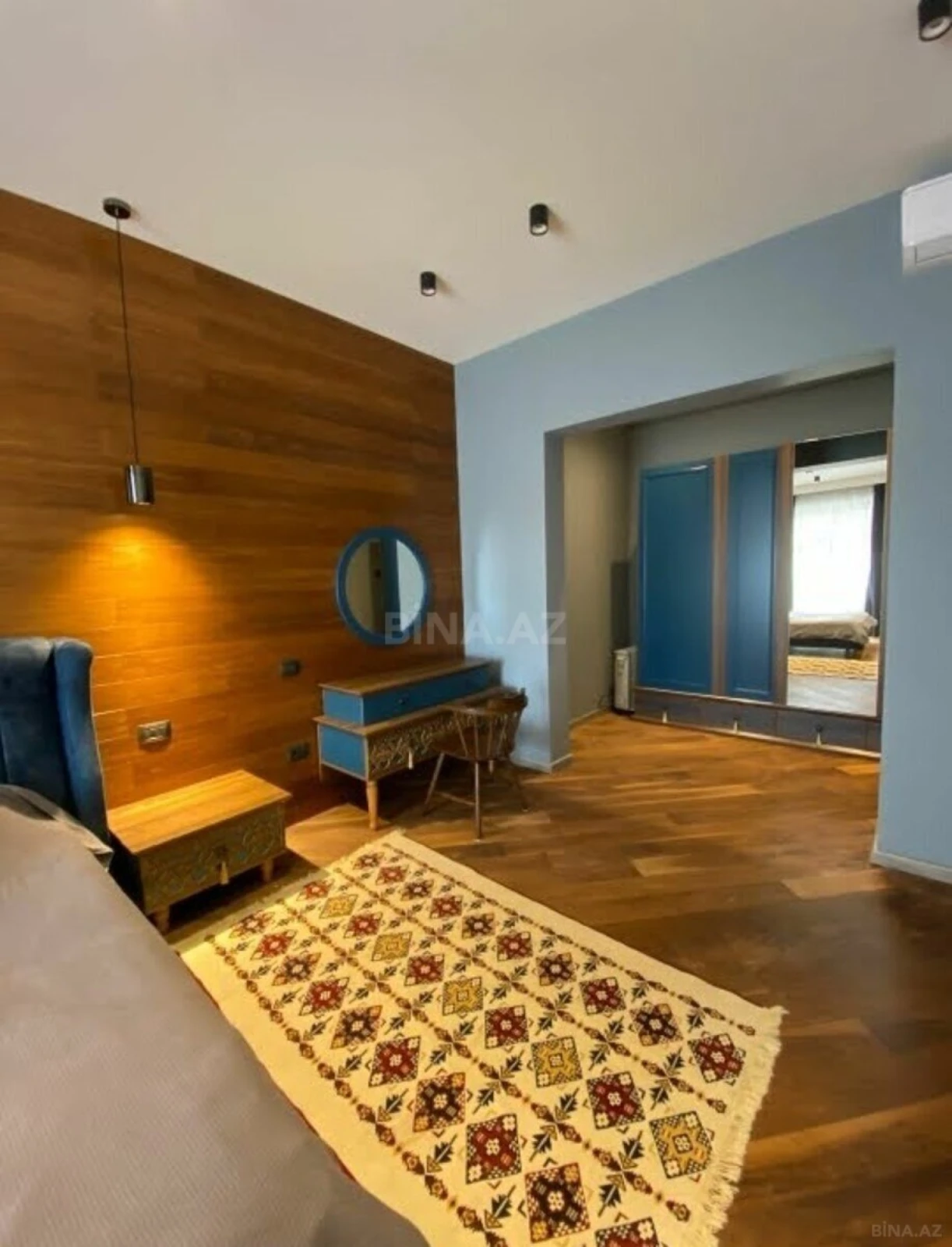 Kirayə verilir 2 otaqlı mənzil 85 m²