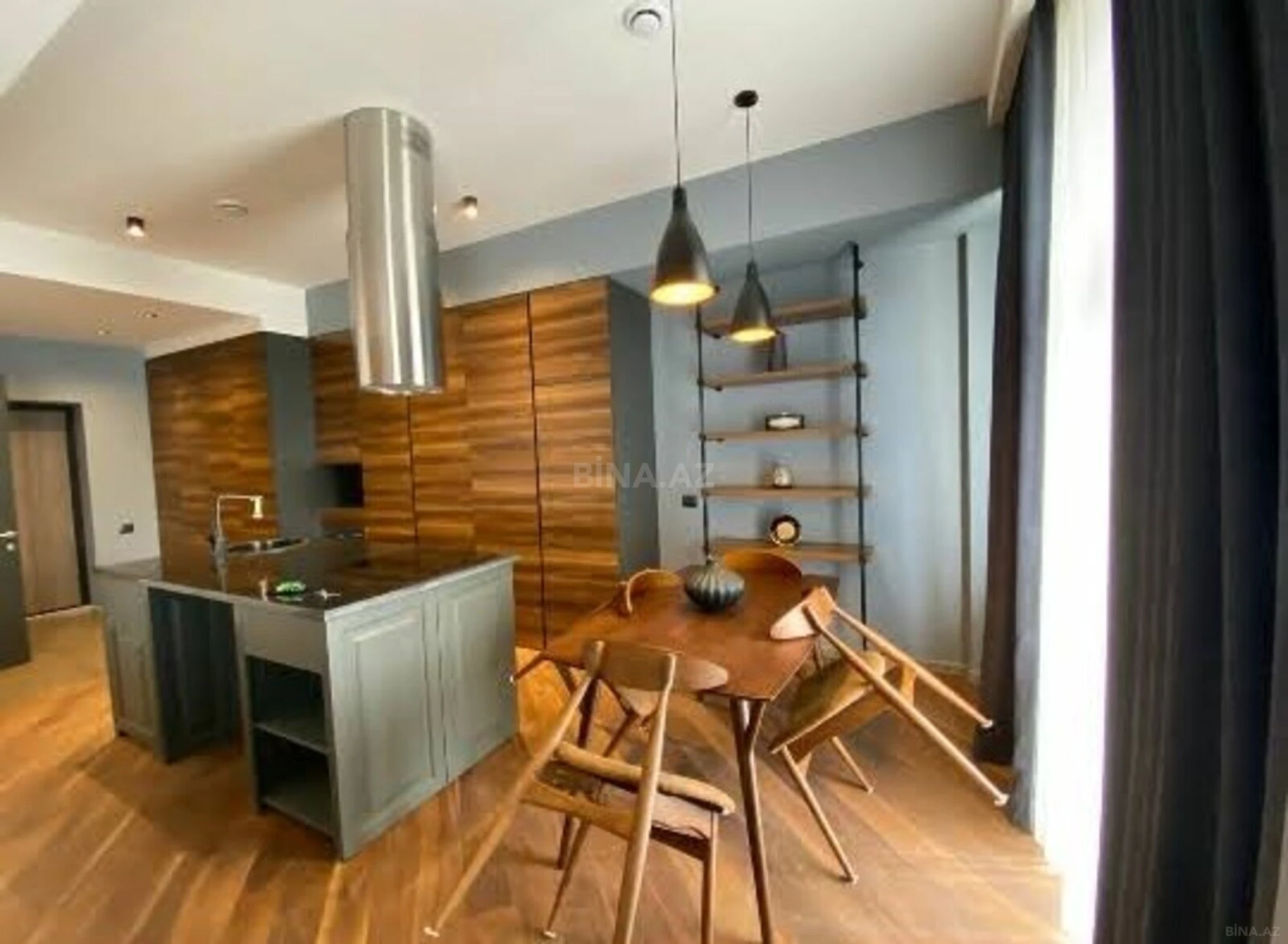 Kirayə verilir 2 otaqlı mənzil 85 m²