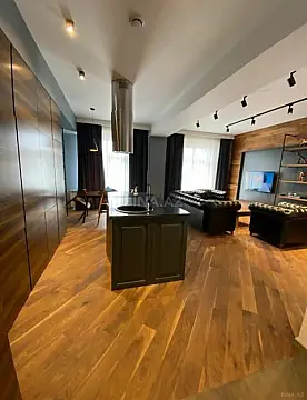 Kirayə verilir 2 otaqlı mənzil 85 m²