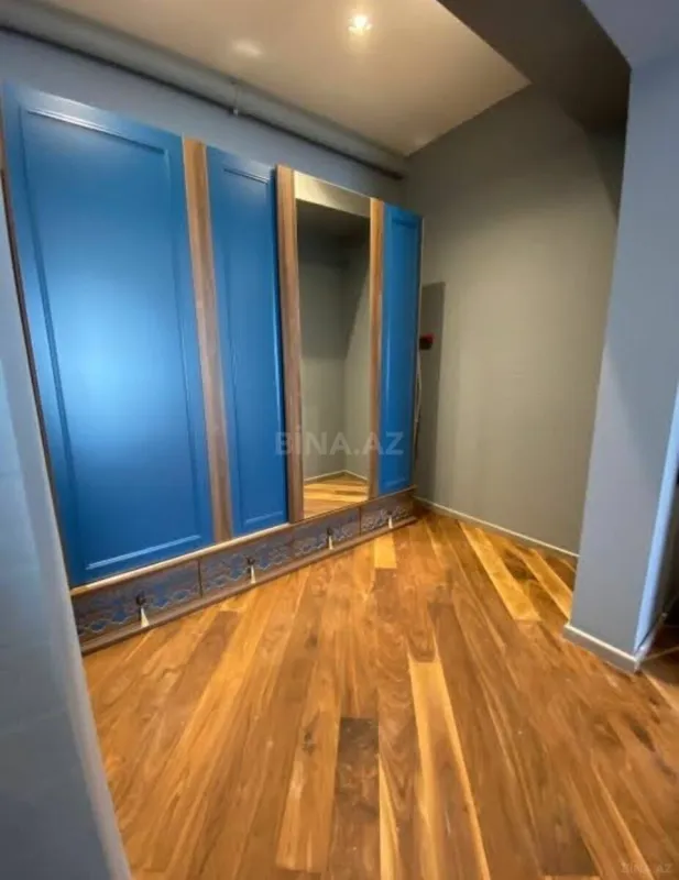 Kirayə verilir 2 otaqlı mənzil 85 m²