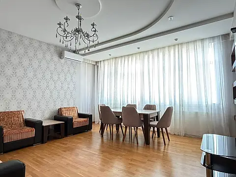 Kirayə verilir 3 otaqlı mənzil 100 m² — Bakı, Xətai 3 otaq 100.00 m²
