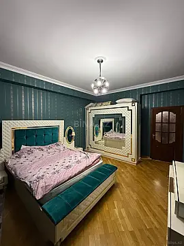 Satılır 2 otaqlı mənzil 100 m²