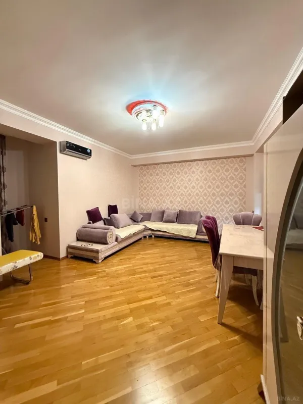 Satılır 2 otaqlı mənzil 100 m²