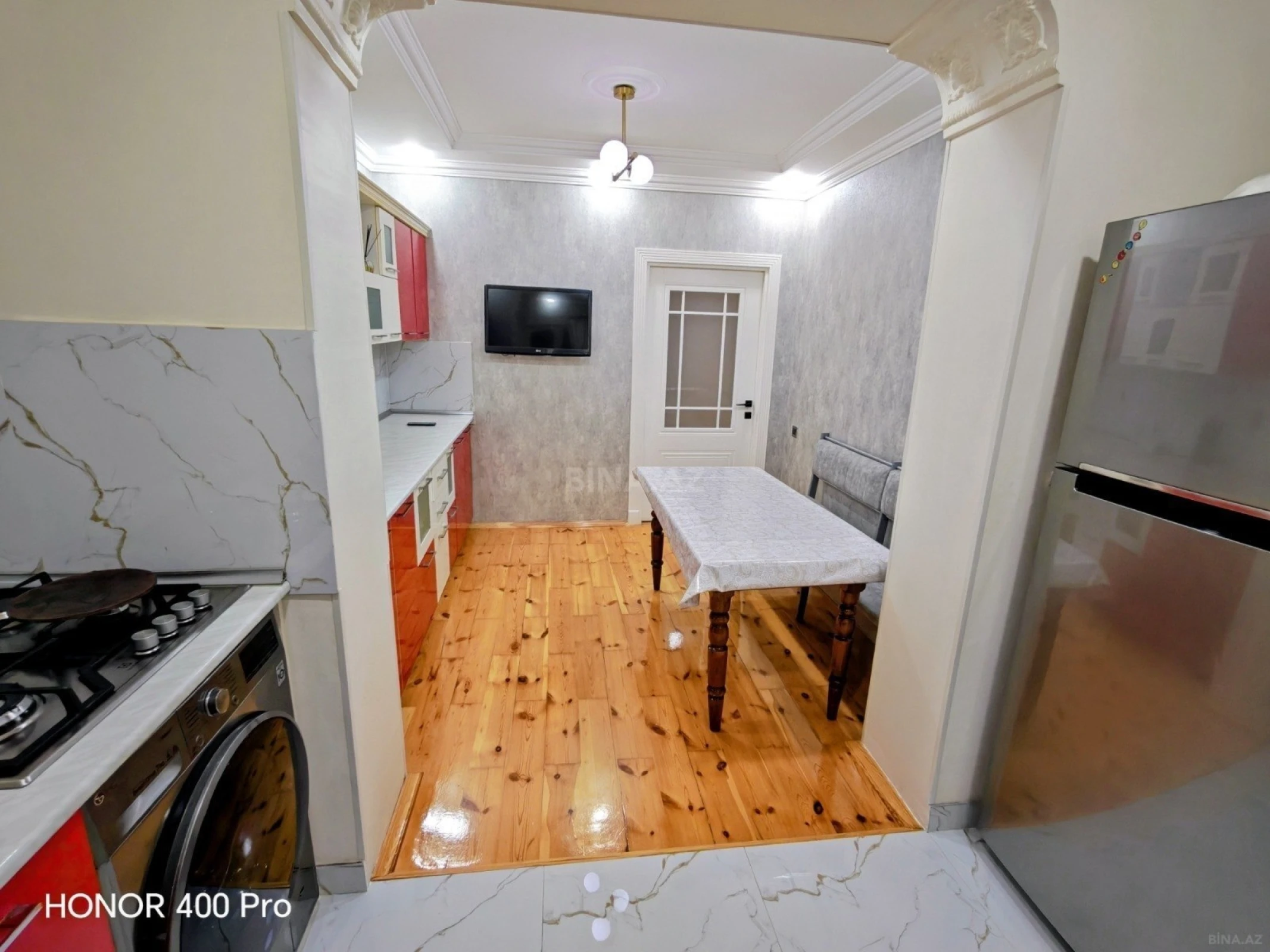 Satılır 4 otaqlı mənzil 100 m²