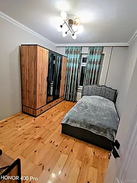 Satılır 4 otaqlı mənzil 100 m²