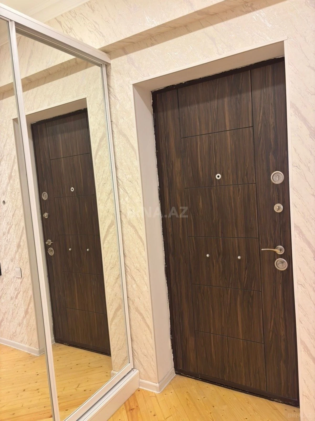 Satılır 1 otaqlı mənzil 47 m²