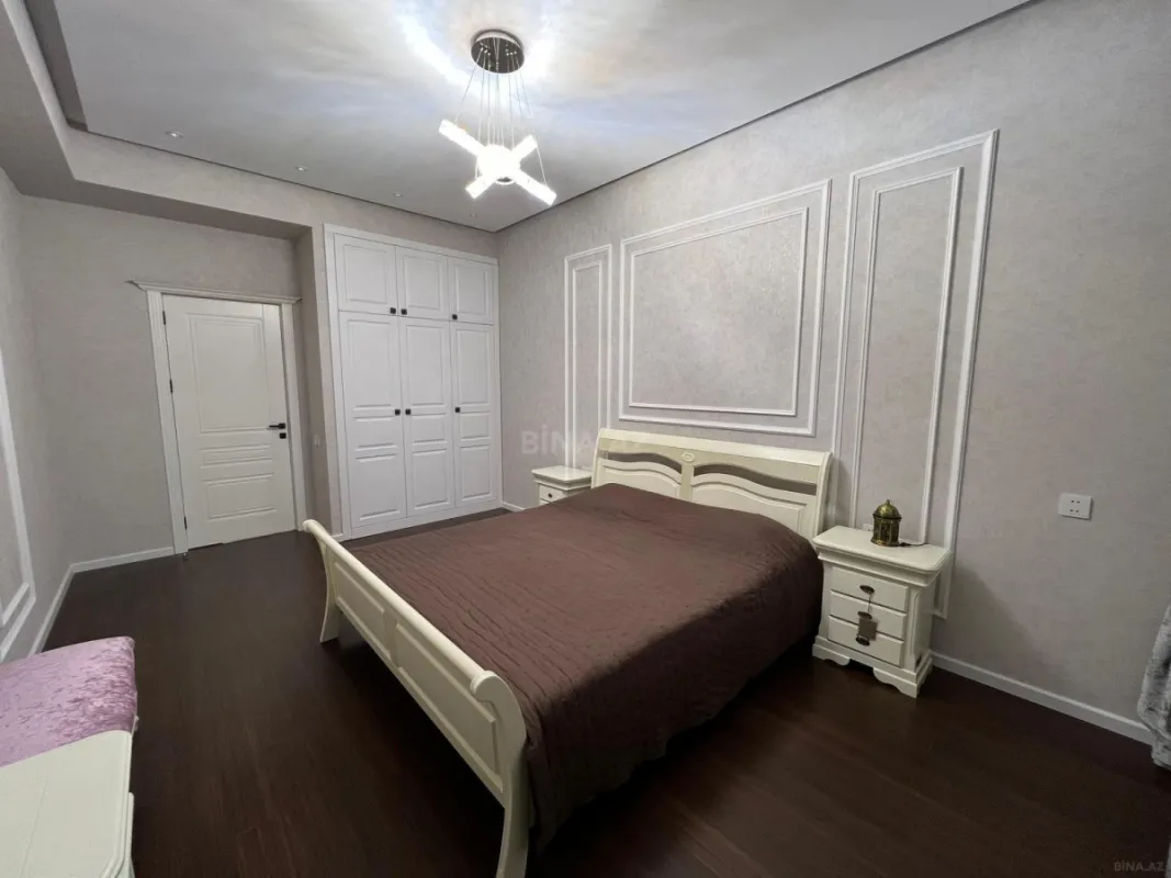 Kirayə verilir 2 otaqlı mənzil 95 m²