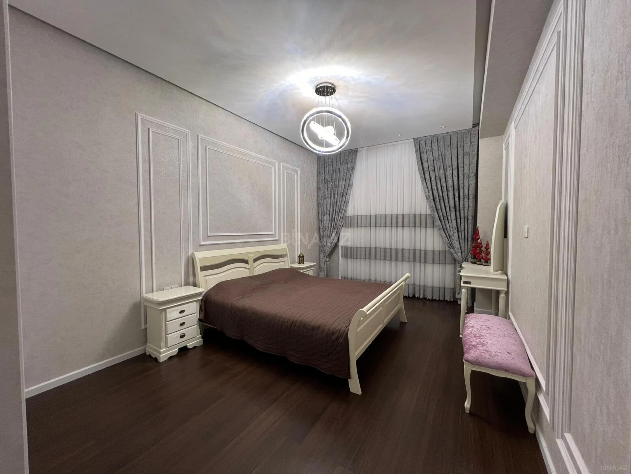 Kirayə verilir 2 otaqlı mənzil 95 m²