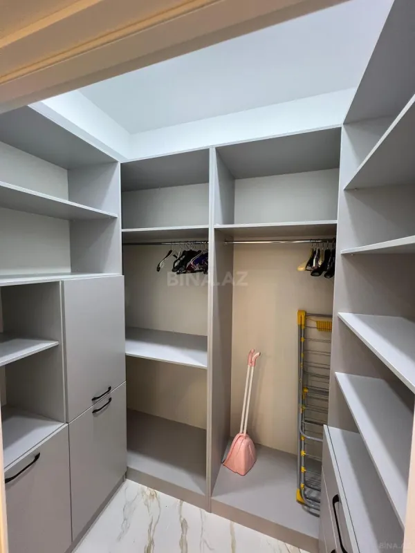 Kirayə verilir 2 otaqlı mənzil 95 m²