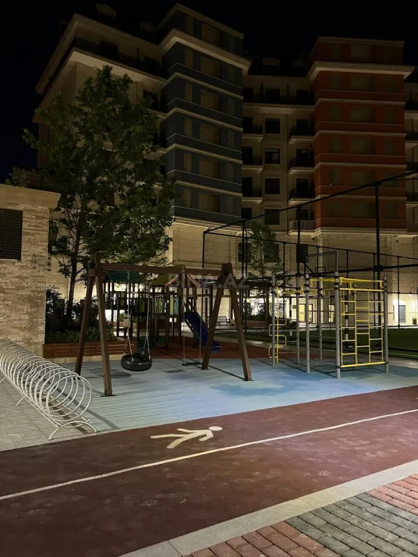 Kirayə verilir 2 otaqlı mənzil 95 m²