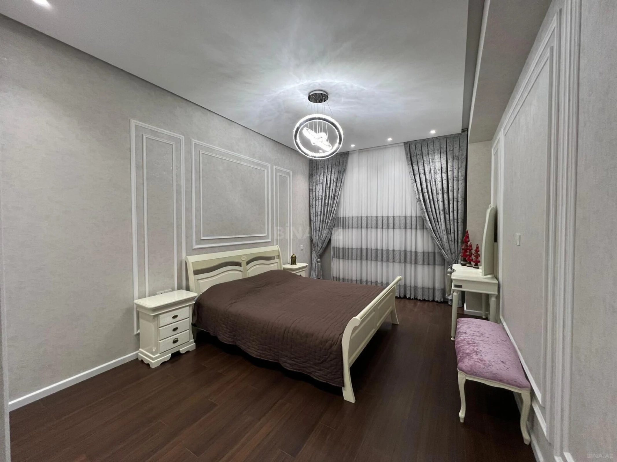 Kirayə verilir 2 otaqlı mənzil 95 m²