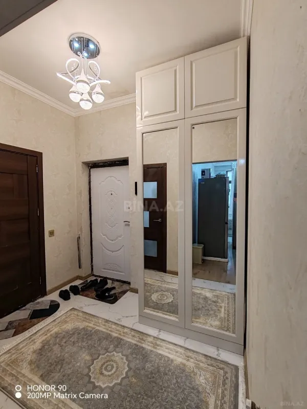 Satılır 2 otaqlı mənzil 62 m²