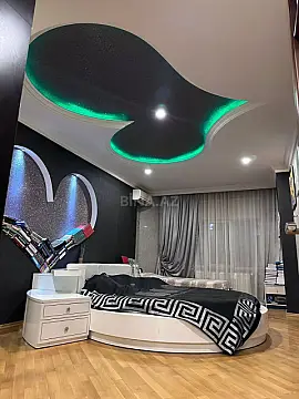 Satılır 3 otaqlı mənzil 105 m²