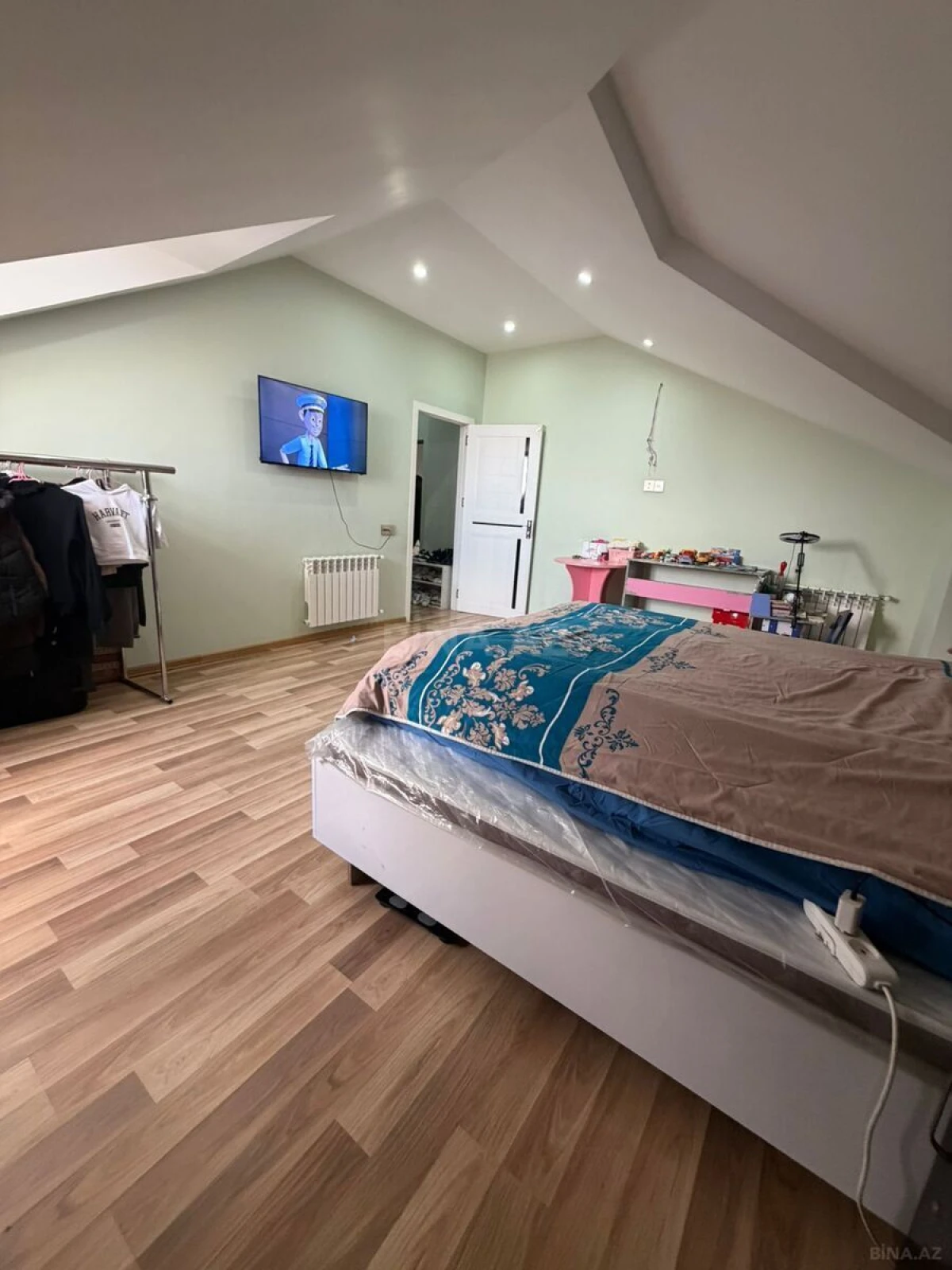 Satılır 2 otaqlı mənzil 58 m²
