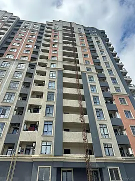 Satılır 2 otaqlı mənzil 77 m²