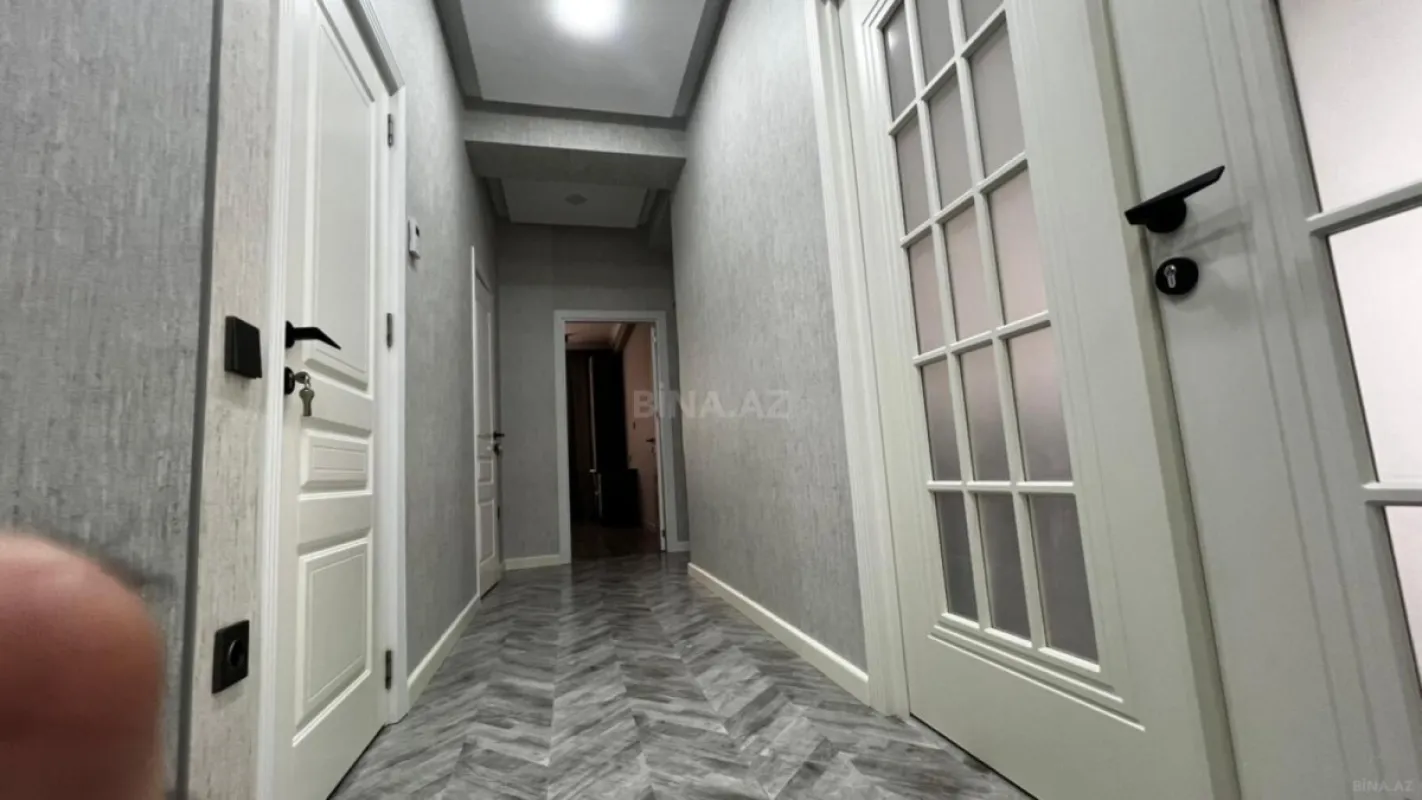 Kirayə verilir 3 otaqlı mənzil 115 m²