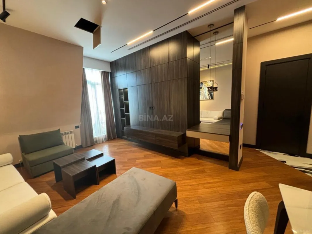 Kirayə verilir 2 otaqlı mənzil 65 m²