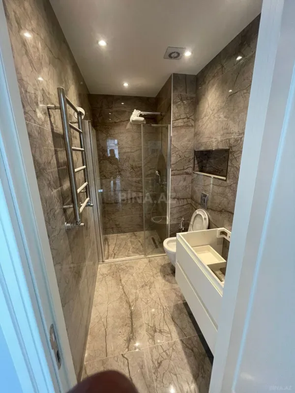 Satılır 3 otaqlı mənzil 84 m²