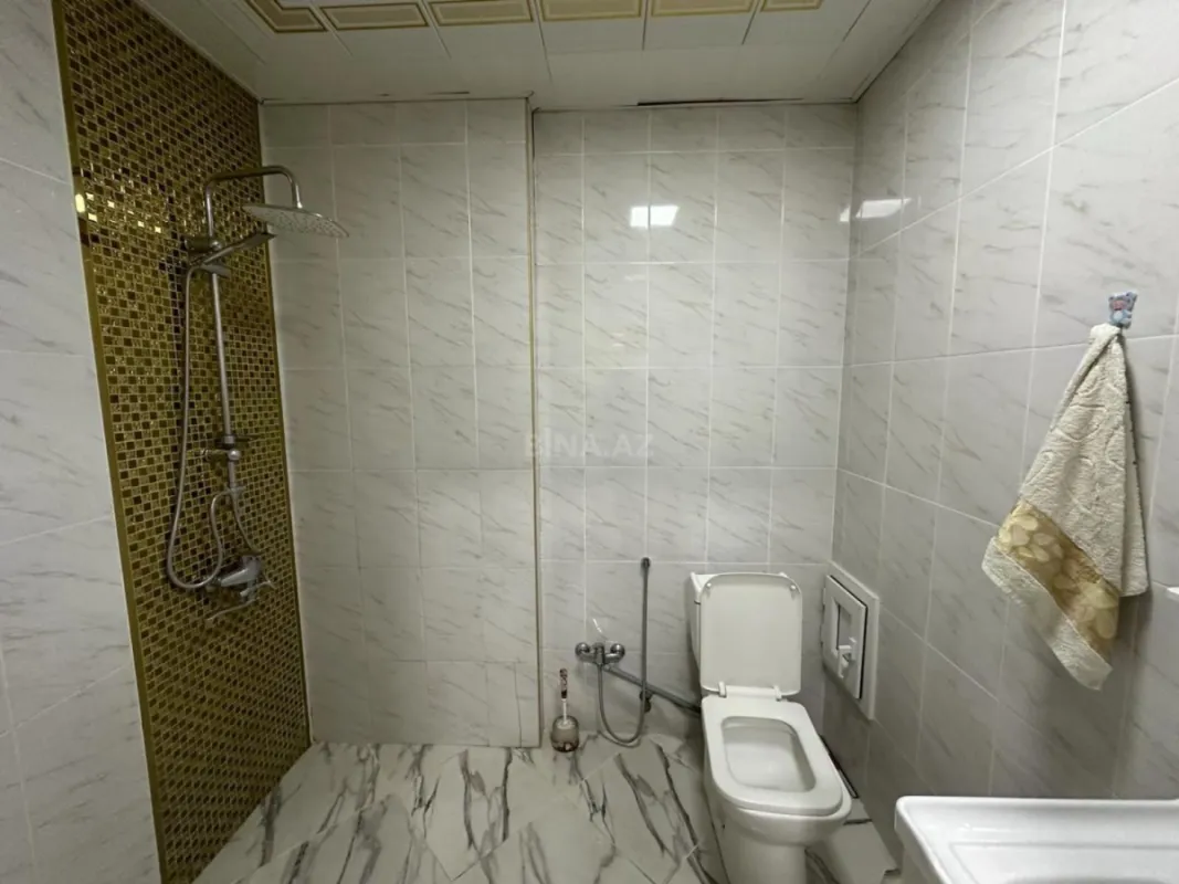 Kirayə verilir 2 otaqlı mənzil 70 m²