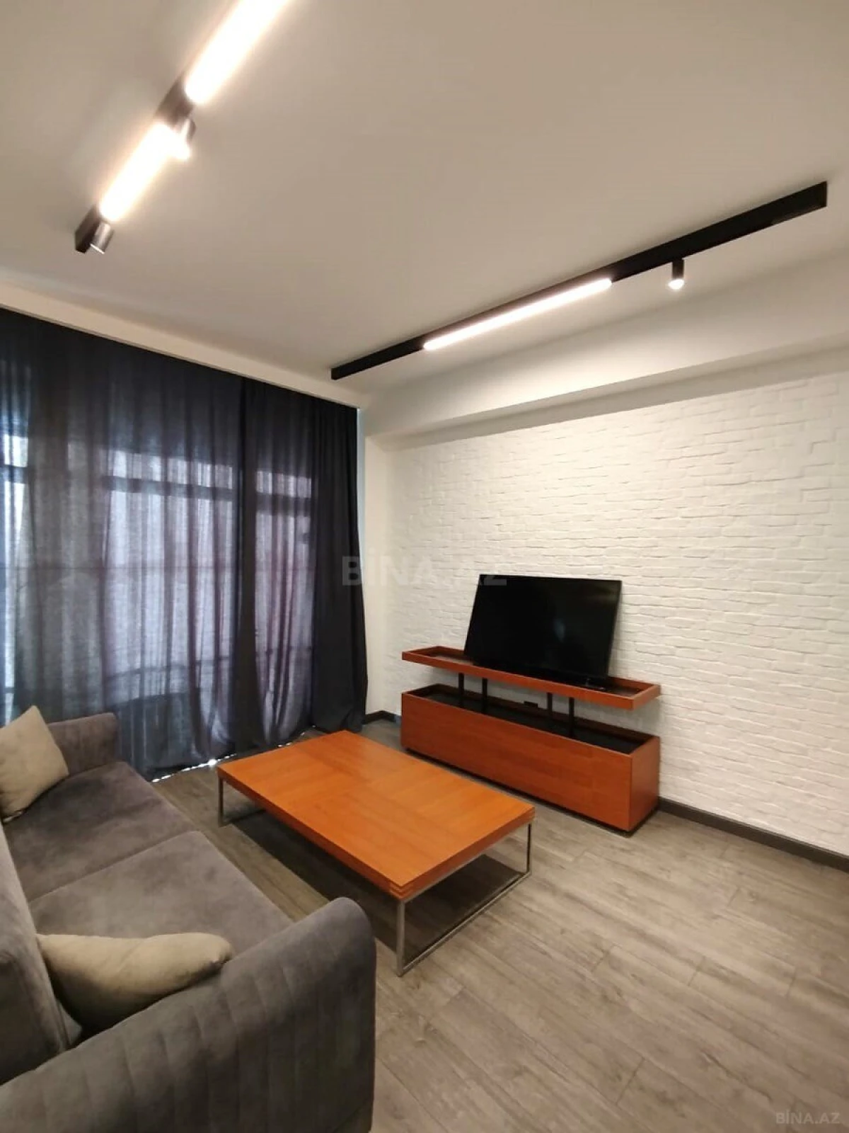Kirayə verilir 2 otaqlı mənzil 65 m²