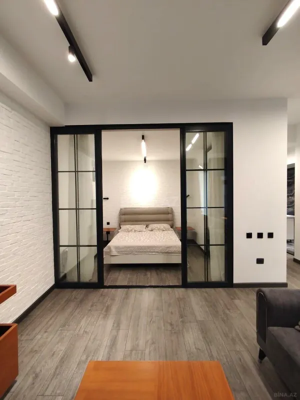 Kirayə verilir 2 otaqlı mənzil 65 m²