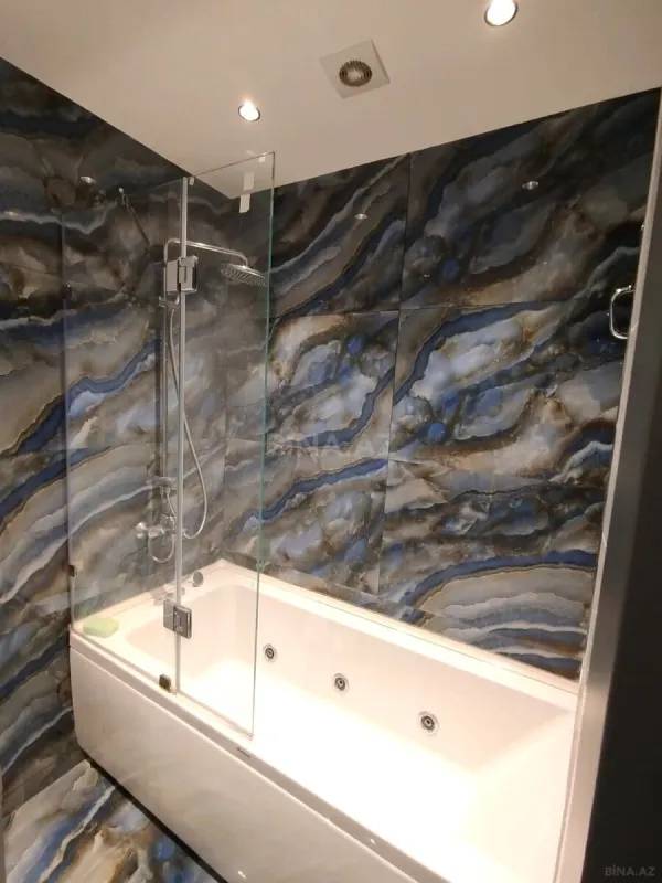 Kirayə verilir 2 otaqlı mənzil 65 m²