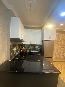 Kirayə verilir 2 otaqlı mənzil 65 m²