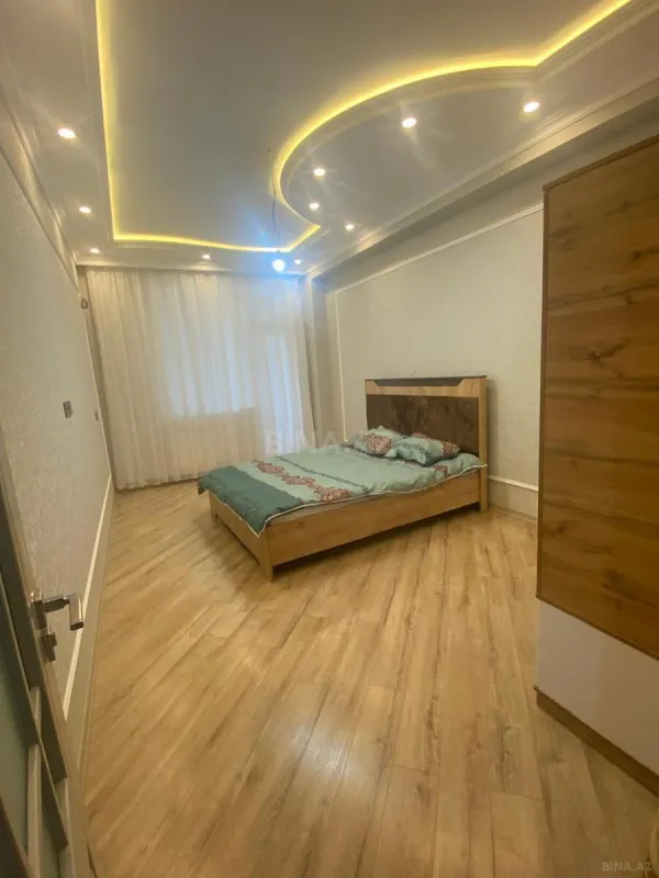 Kirayə verilir 2 otaqlı mənzil 65 m²
