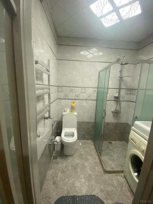 Kirayə verilir 2 otaqlı mənzil 65 m²