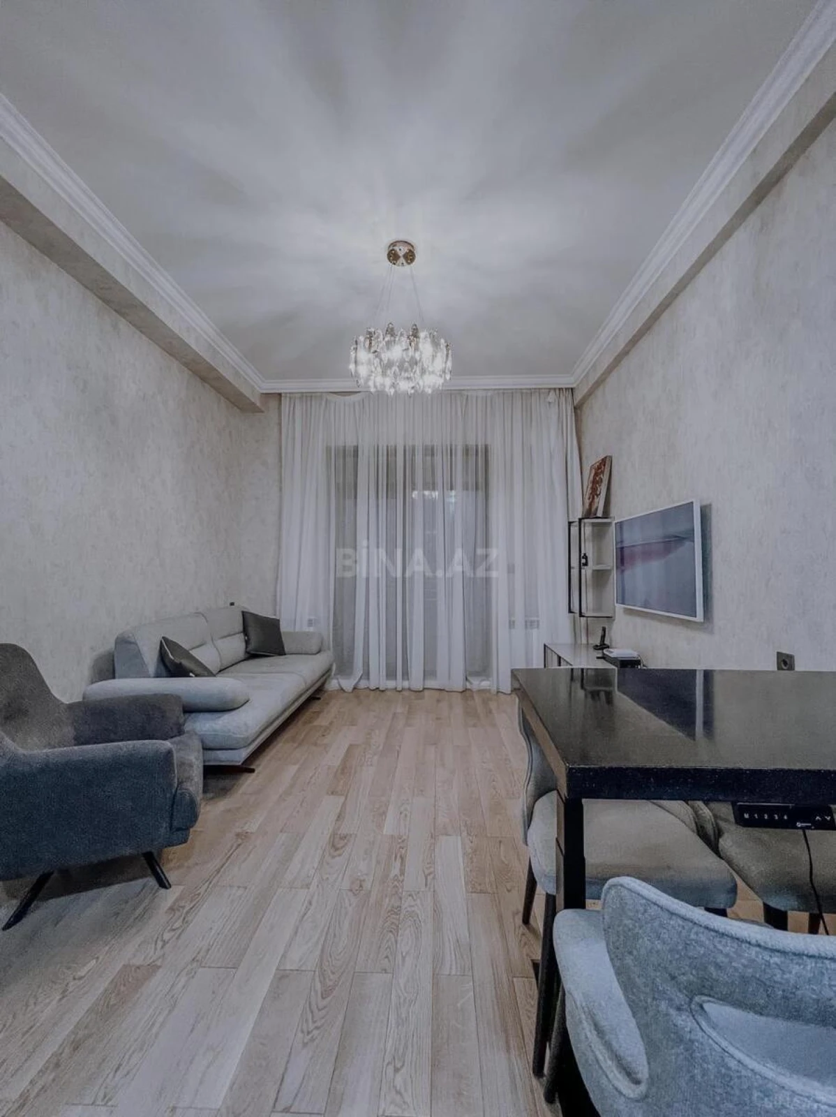 Kirayə verilir 2 otaqlı mənzil 65 m²
