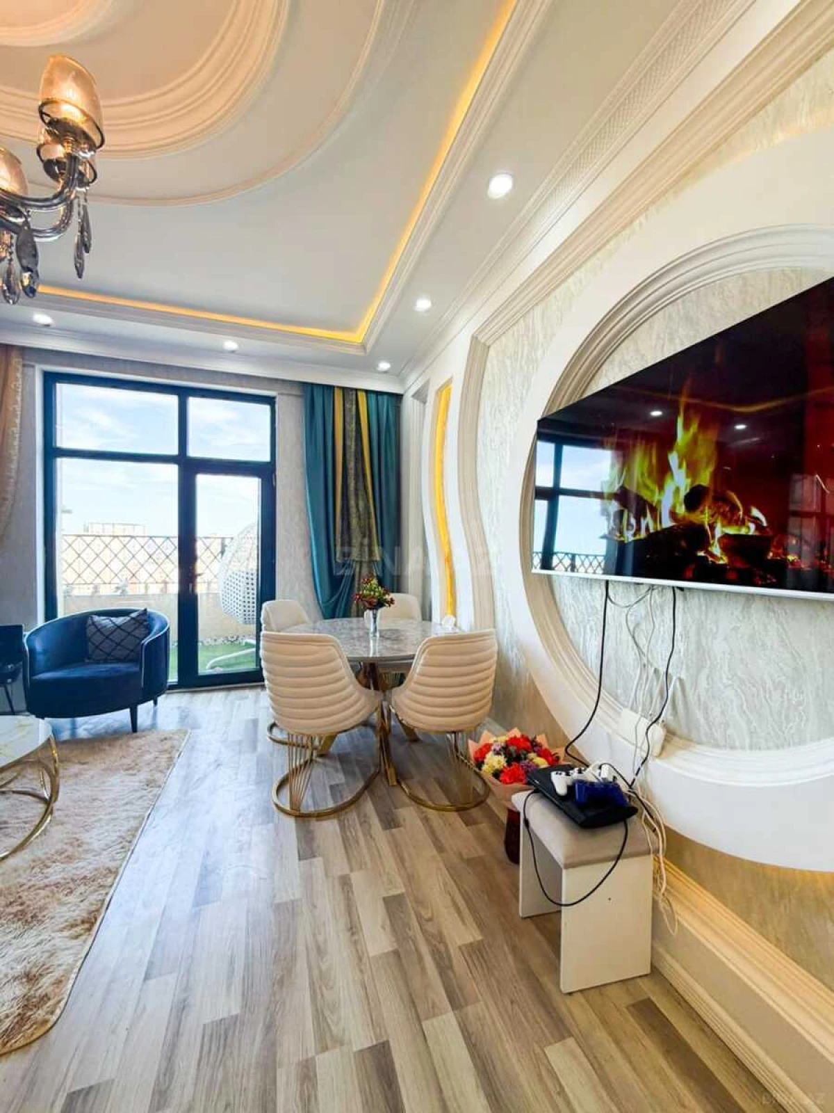 Satılır 3 otaqlı mənzil 95 m²