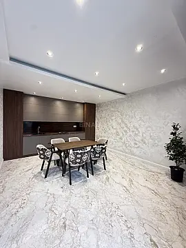 Satılır 4 otaqlı həyət evi 200 m²