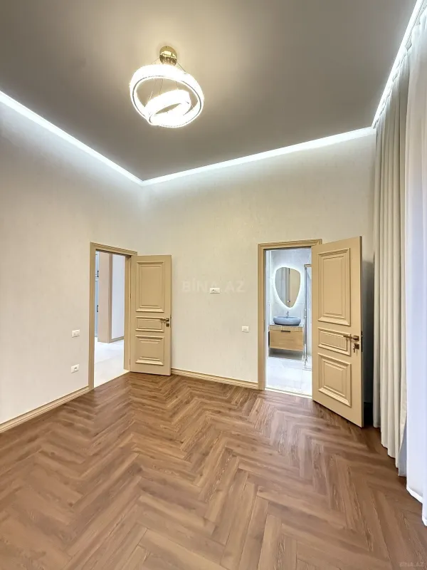 Satılır 4 otaqlı həyət evi 200 m²