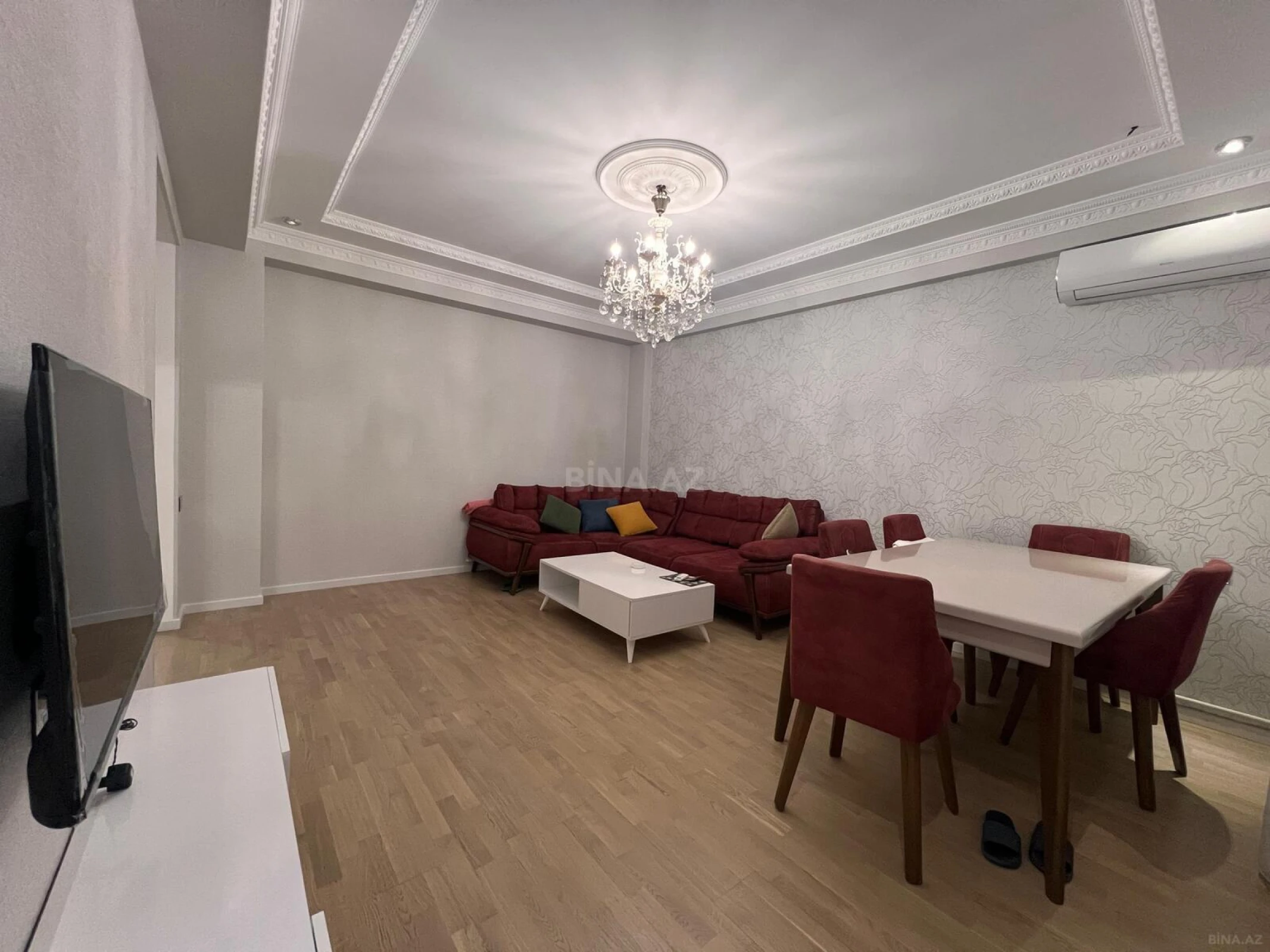Kirayə verilir 2 otaqlı mənzil 70 m²