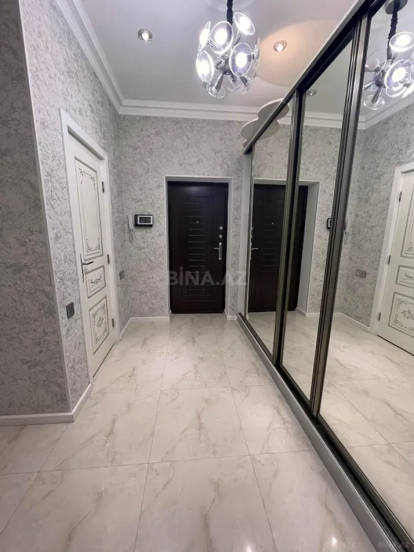 Kirayə verilir 2 otaqlı mənzil 70 m²