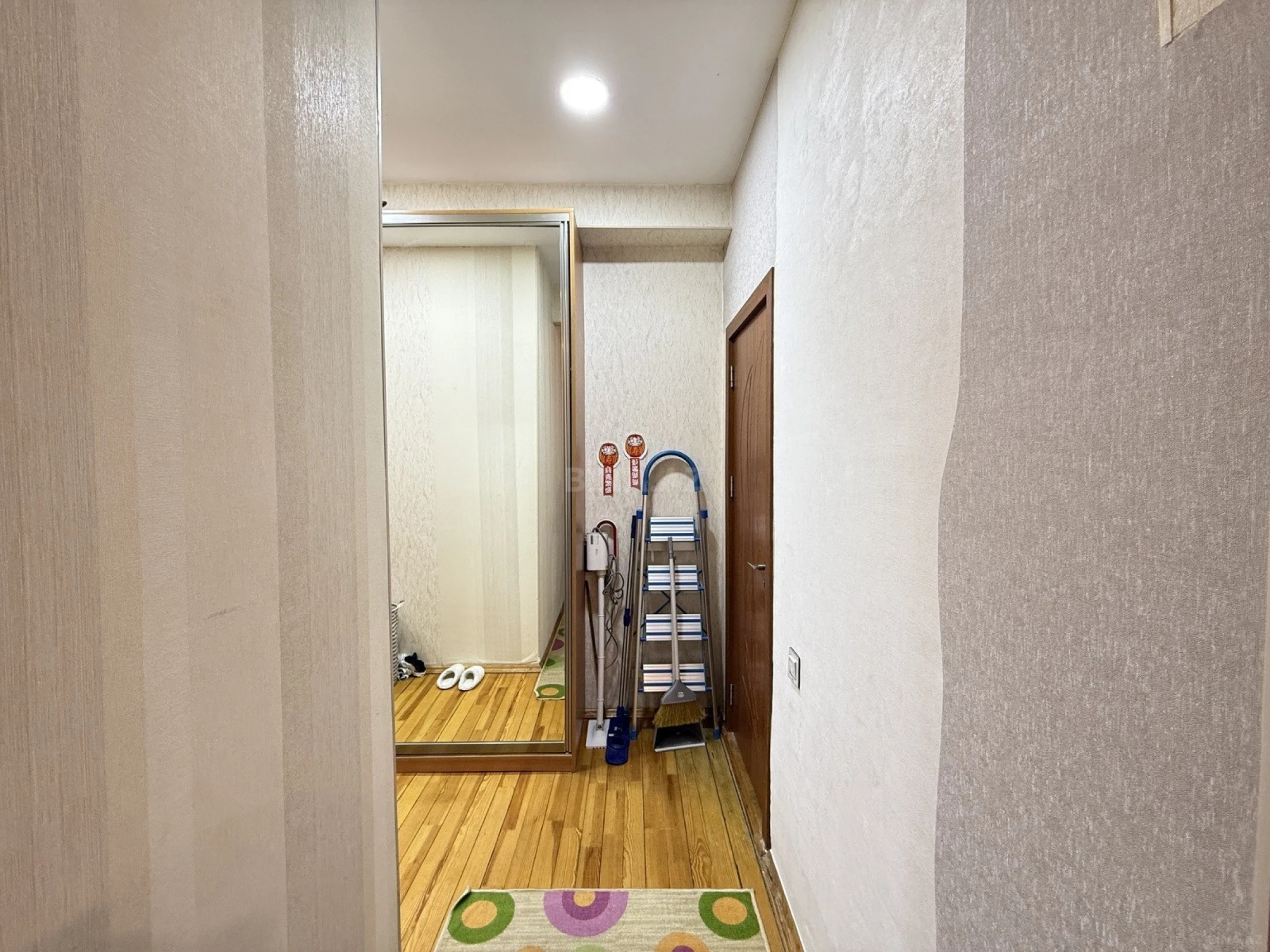 Satılır 1 otaqlı mənzil 51 m²