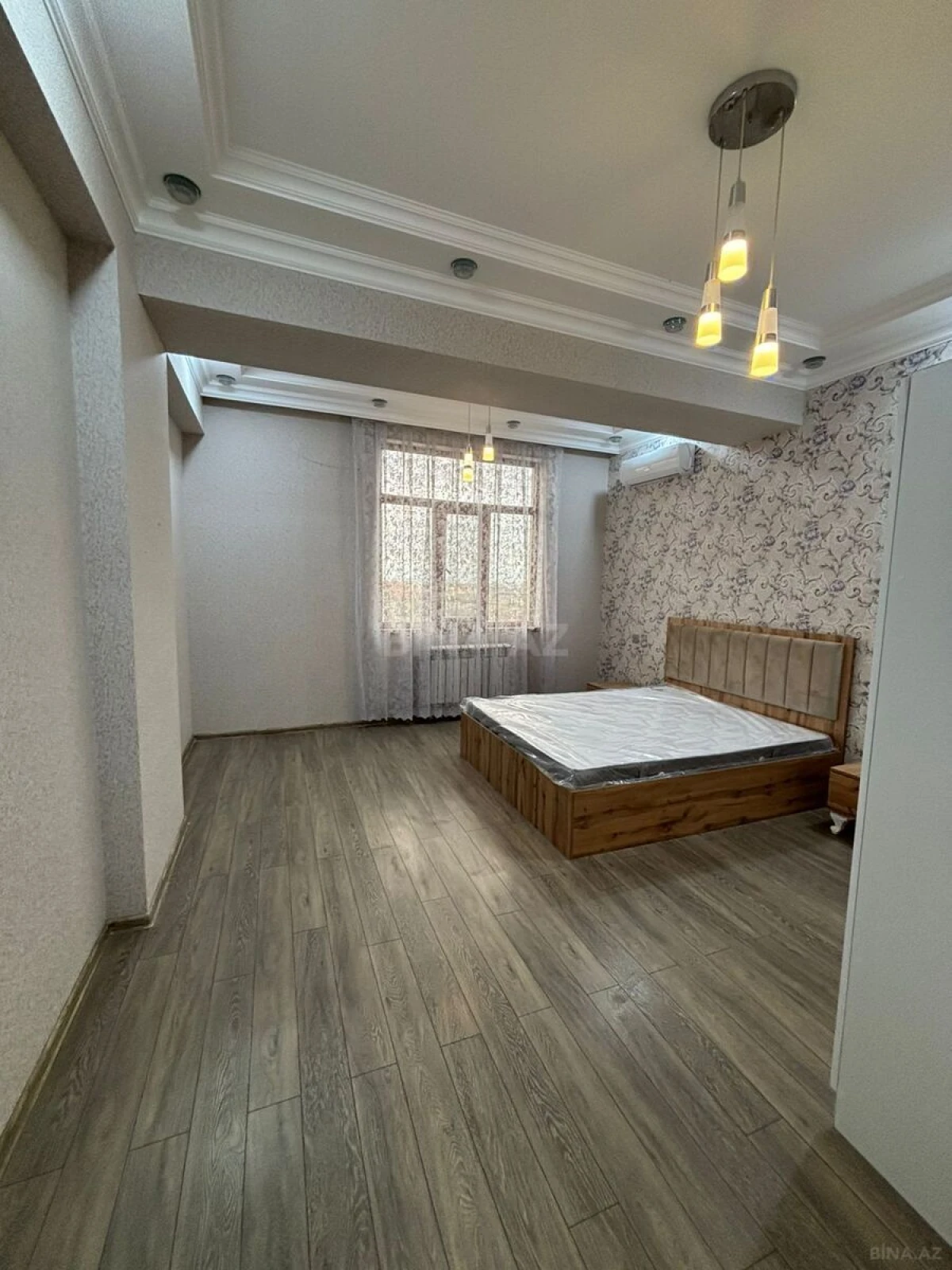 Kirayə verilir 3 otaqlı mənzil 125 m²
