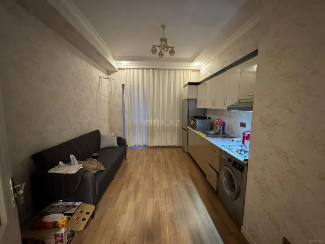 Kirayə verilir 4 otaqlı mənzil 135 m²
