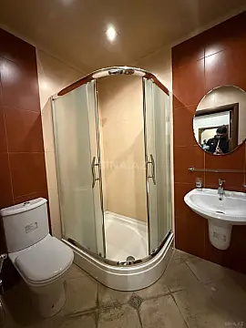 Kirayə verilir 2 otaqlı ofis 90 m²